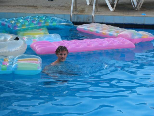 Simon i poolen